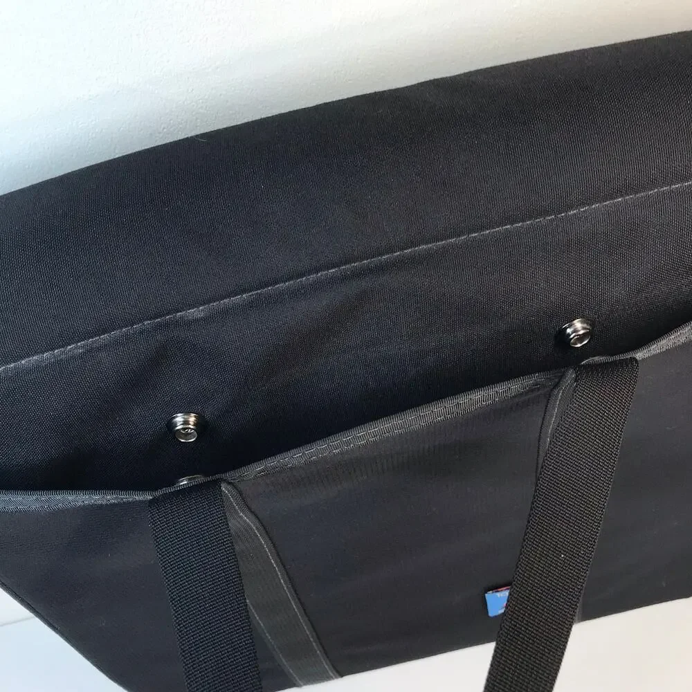 Tom Bihn Pilot Brain Cell 4X Padded Laptop Tablet Sleeve Black Fits 12